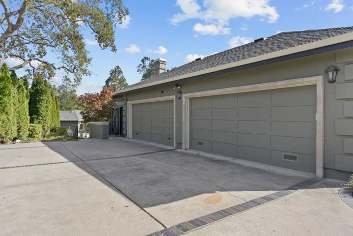 16010 Viewfield Road, Monte Sereno, California 95030