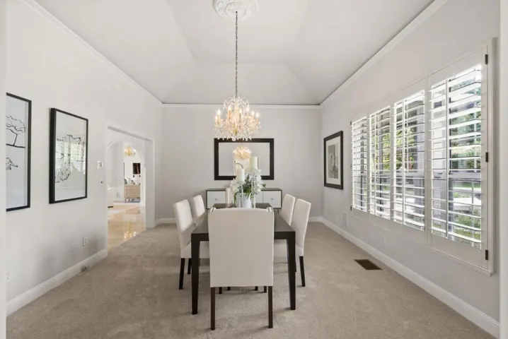 16010 Viewfield Road, Monte Sereno, California 95030