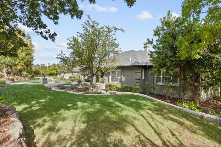 16010 Viewfield Road, Monte Sereno, California 95030