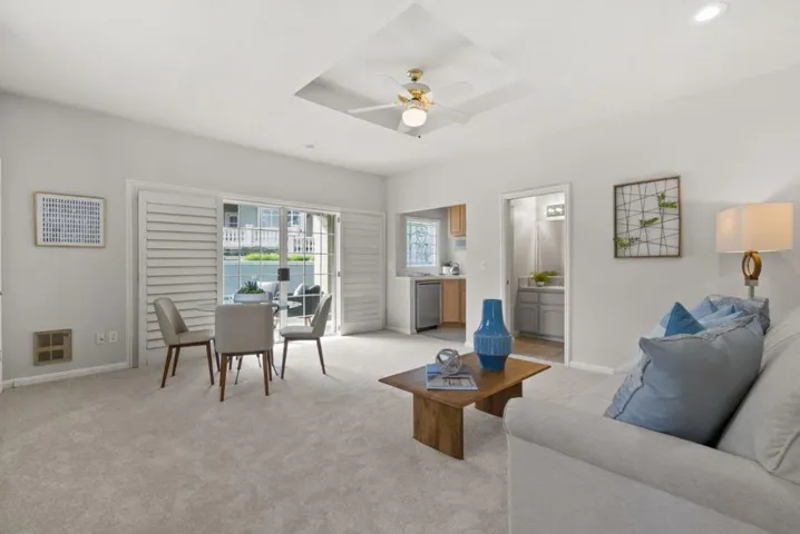 16010 Viewfield Road, Monte Sereno, California 95030