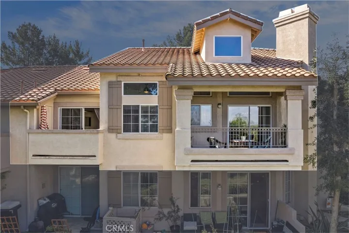 2 patios area to enjoy the views!