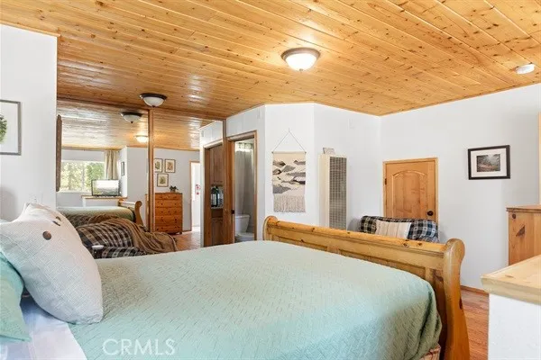 33544 Green Valley Lake Road, Green Valley Lake, California 92341