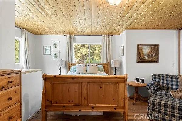 33544 Green Valley Lake Road, Green Valley Lake, California 92341