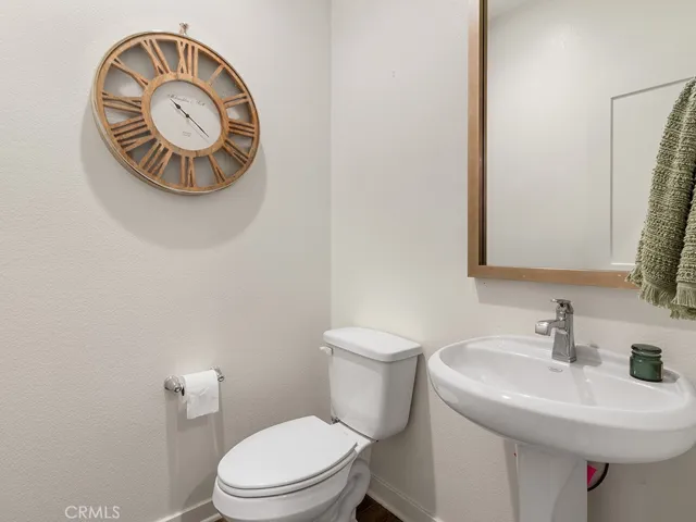 122 Red Brick Drive 3, Simi Valley, California 93065