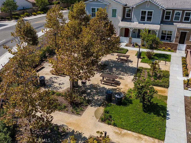122 Red Brick Drive 3, Simi Valley, California 93065