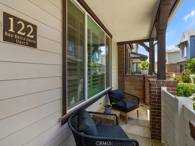 122 Red Brick Drive 3, Simi Valley, California 93065