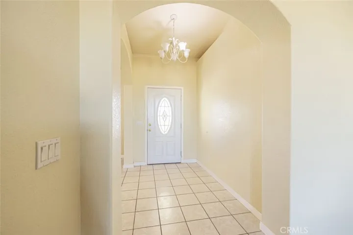 6076 Solano Road, Phelan, California 92371