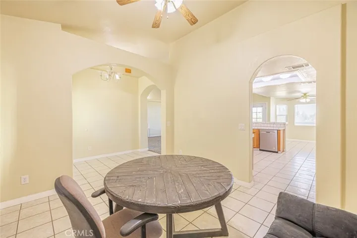 6076 Solano Road, Phelan, California 92371