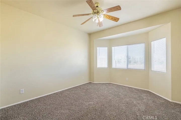 6076 Solano Road, Phelan, California 92371
