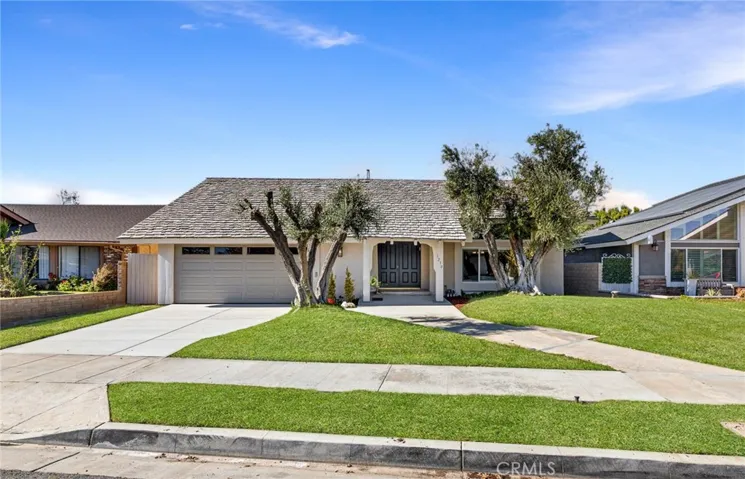 Renovated 2 story Home Ready to Move in!