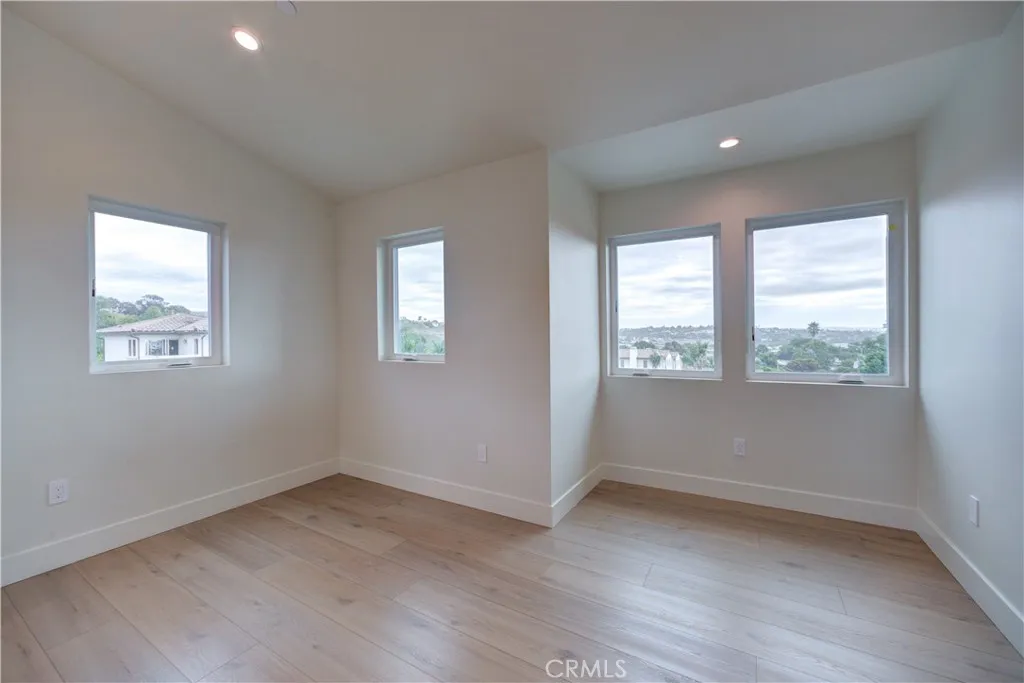 480 Hinds Avenue, Pismo Beach, California 93449 home-pic-33