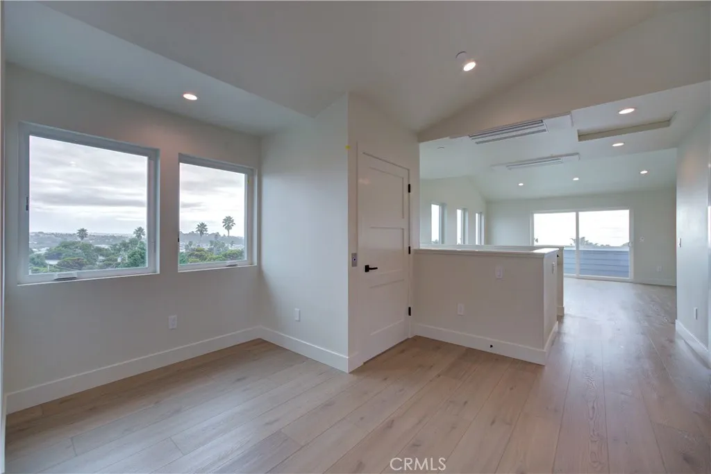 480 Hinds Avenue, Pismo Beach, California 93449 home-pic-32