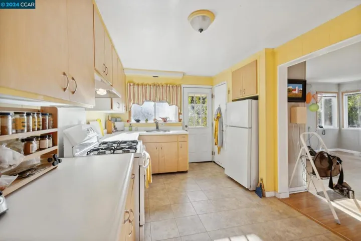 21073 River Blvd, Monte Rio, California 95462-9999