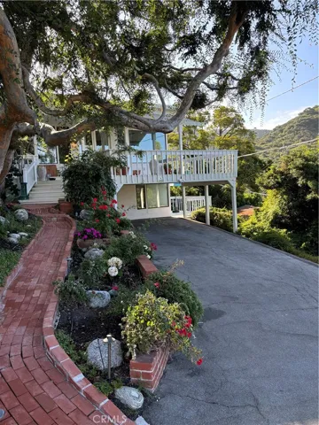 1033 Eastman Way, Laguna Beach, California 92651