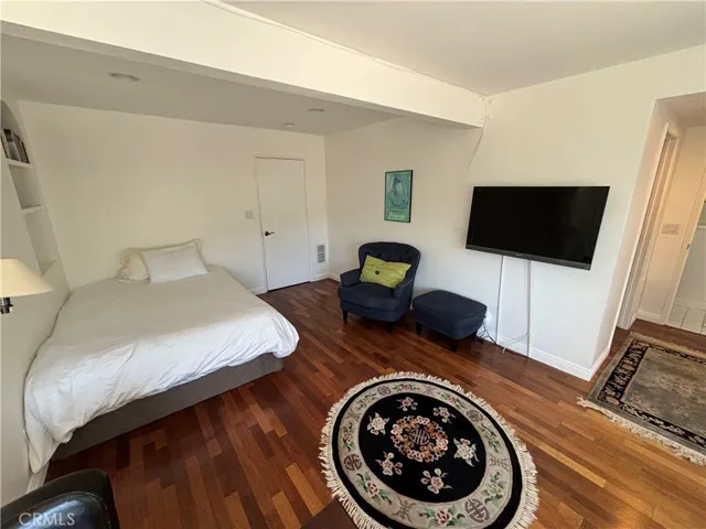 1033 Eastman Way, Laguna Beach, California 92651