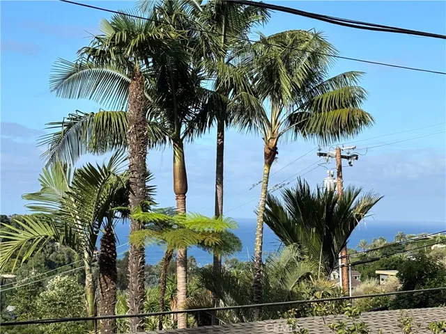 1033 Eastman Way, Laguna Beach, California 92651