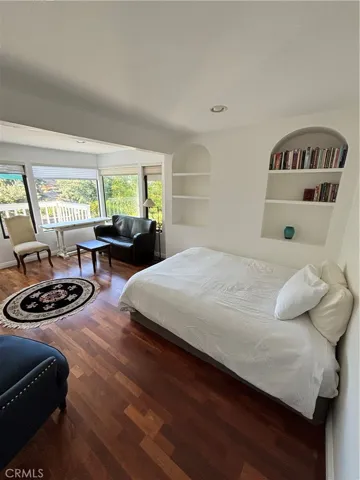 1033 Eastman Way, Laguna Beach, California 92651