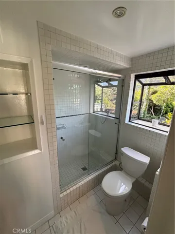 1033 Eastman Way, Laguna Beach, California 92651