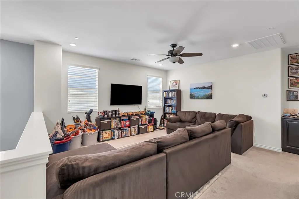16568 Fleur Boulevard, Riverside, California 92503 home-pic-21