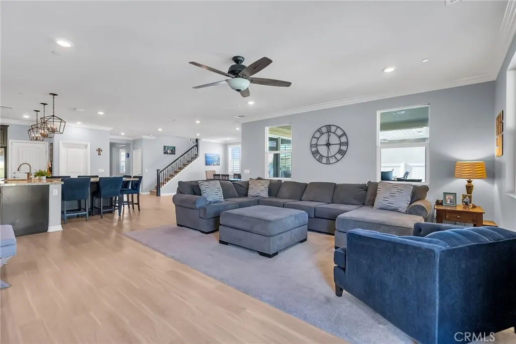 16568 Fleur Boulevard, Riverside, California 92503 home-pic-13