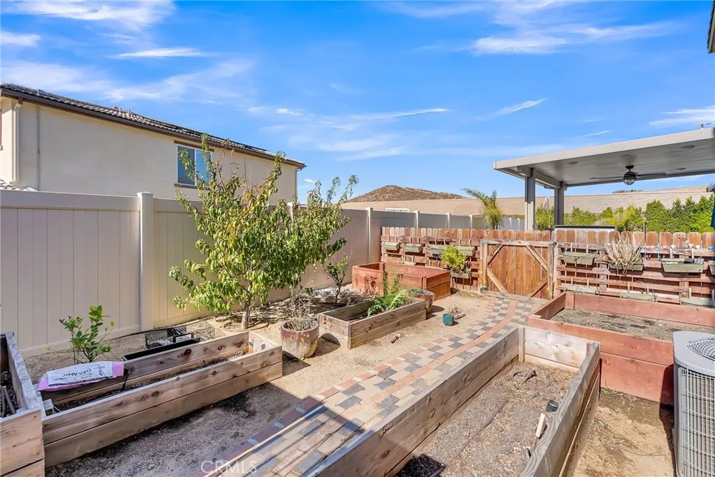 16568 Fleur Boulevard, Riverside, California 92503 home-pic-41