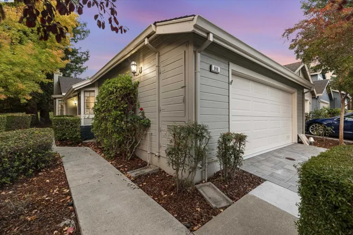 916 Praderia Cir, Fremont, California 94539