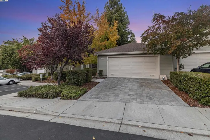 916 Praderia Cir, Fremont, California 94539