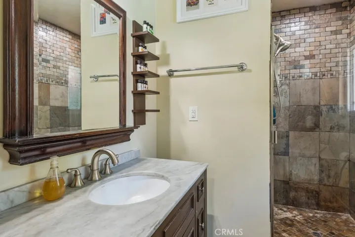 1317 S Center Street, Redlands, California 92373