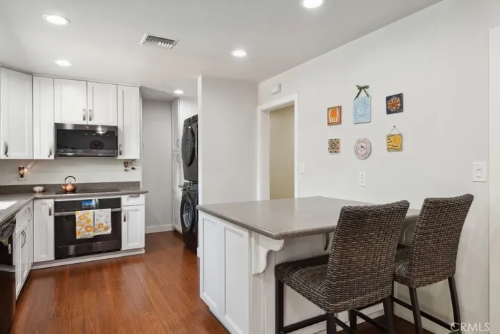 1317 S Center Street, Redlands, California 92373