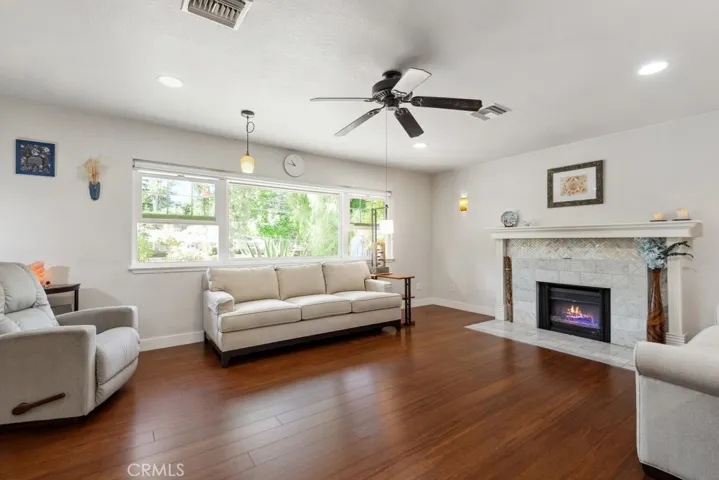 1317 S Center Street, Redlands, California 92373
