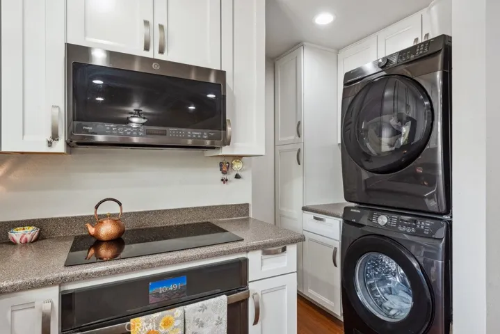 1317 S Center Street, Redlands, California 92373
