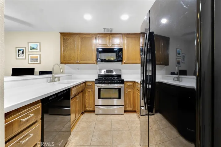 1864 Stow Street, Simi Valley, California 93063