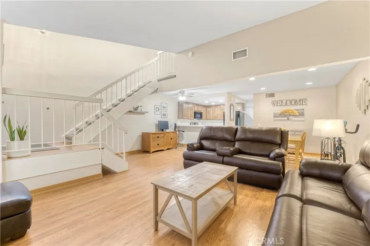 1864 Stow Street, Simi Valley, California 93063