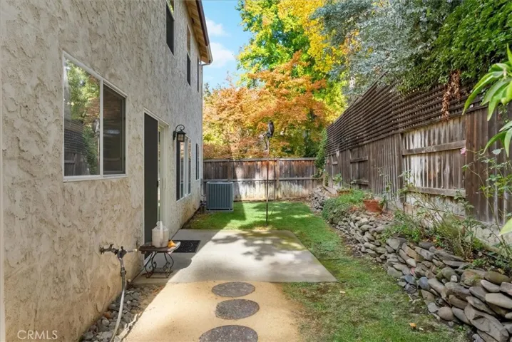 8 Heartwood Court, Chico, California 95928