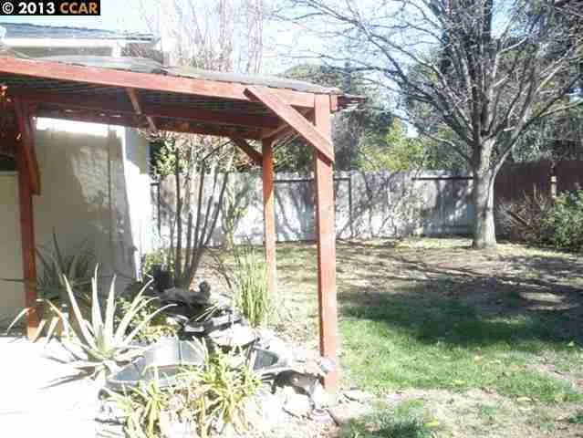 1336 Springhill Dr, Pittsburg, California 94565-6338