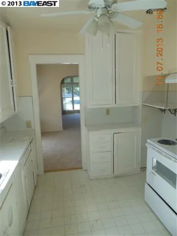 333 W Broadmoor Blvd, San Leandro, California 94577-1646