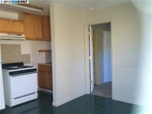 6462 Thomas Ave, Newark, California 94560-4046