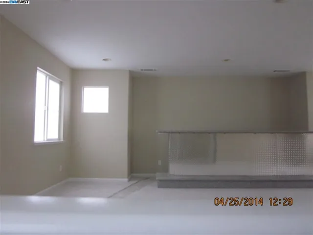 HUGE BONUS ROOM WITH FULL BATH!