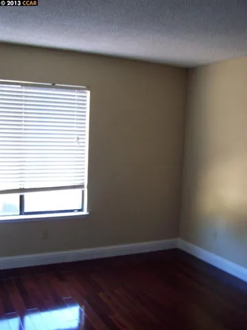 10 Manchester, Hercules, California 94547-3652