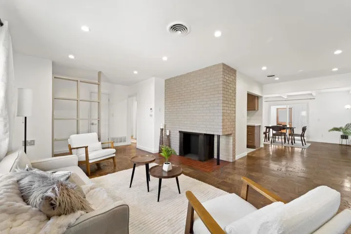 4584 Virginia Avenue, San Diego, California 92115