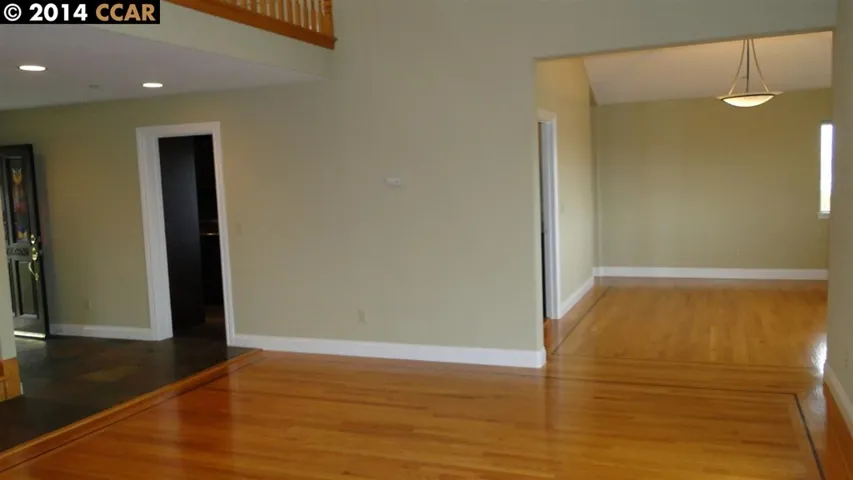 1231 Thomas Dr, Martinez, California 94553-2346