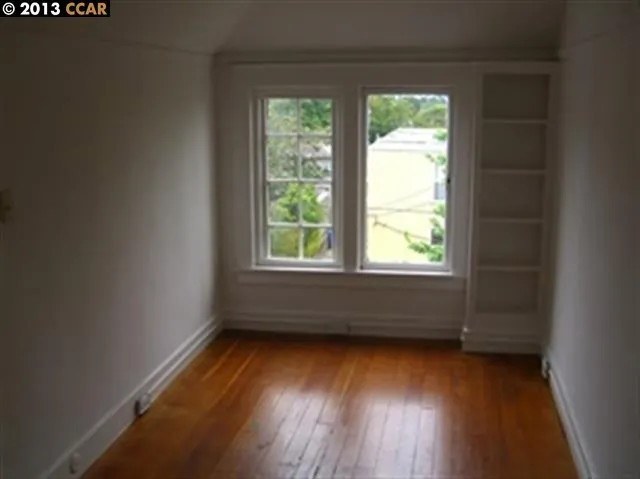 2707 Stuart St, Berkeley, California 94705-1302
