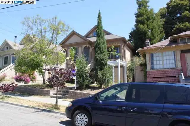 2448 E 22nd St, Oakland, California 94601-1232