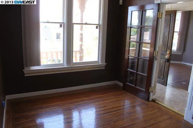2448 E 22nd St, Oakland, California 94601-1232