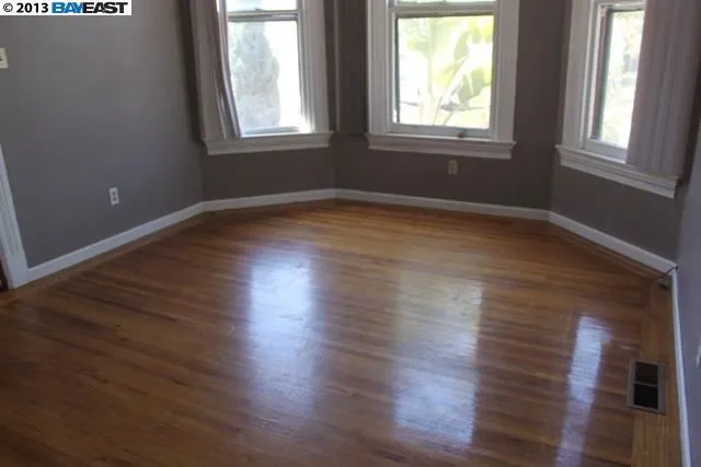 2448 E 22nd St, Oakland, California 94601-1232