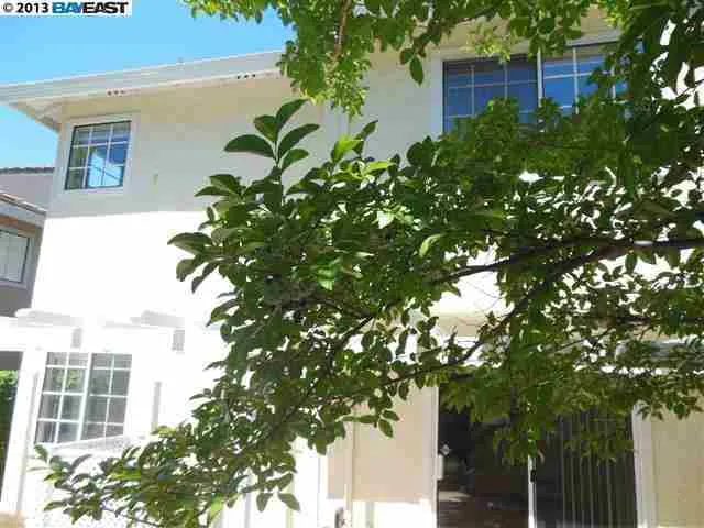 1060 Deer Oak Pl, Concord, California 94521-4542