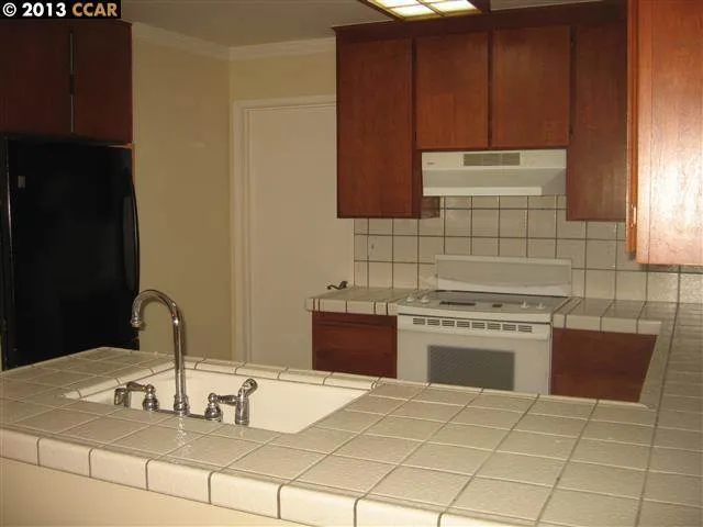 1606 Beechwood Dr, Martinez, California 94553-5306