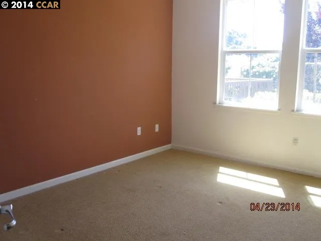 218 Carmel St, San Pablo, California 94806-5004
