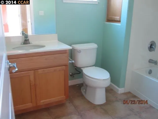 218 Carmel St, San Pablo, California 94806-5004