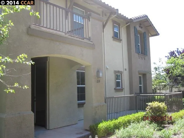 218 Carmel St, San Pablo, California 94806-5004